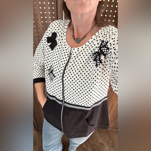 Black and White French Light Weight jacket in spired by Italian Quailty Made - Picture 3 of 16